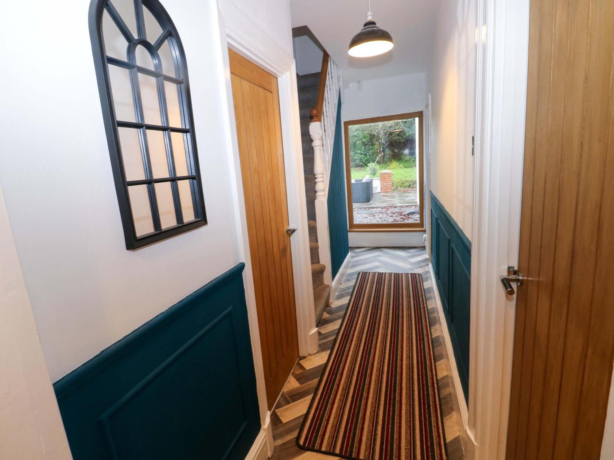 100 Cwmphil Road Holiday home Swansea
