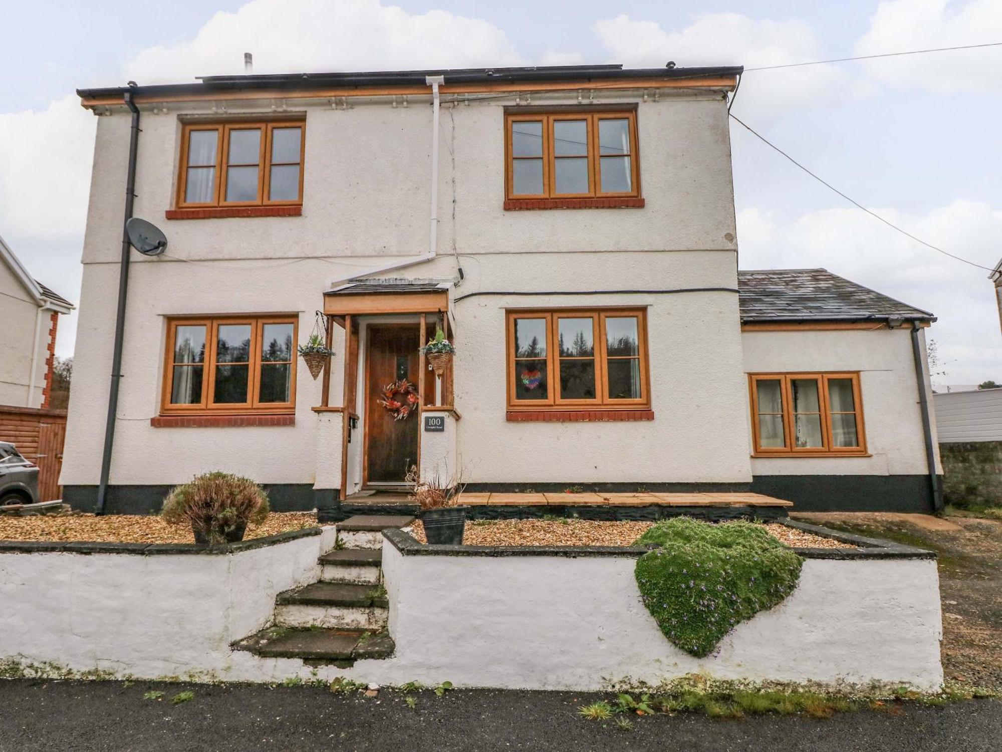 100 Cwmphil Road Holiday home Swansea